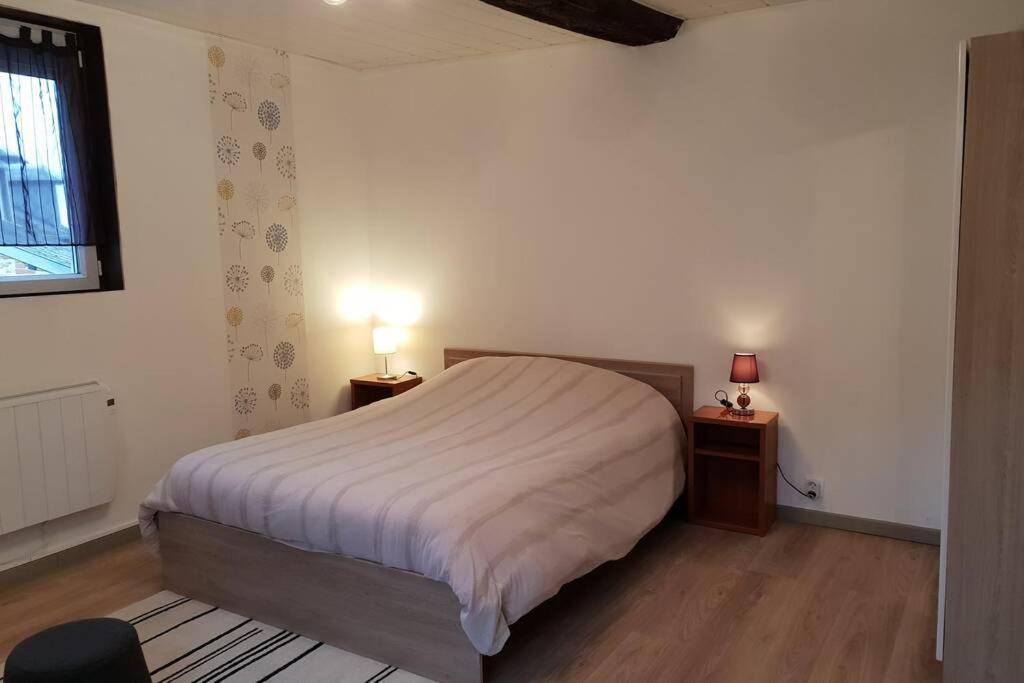 Le Longchamp Apartment Honfleur Bagian luar foto