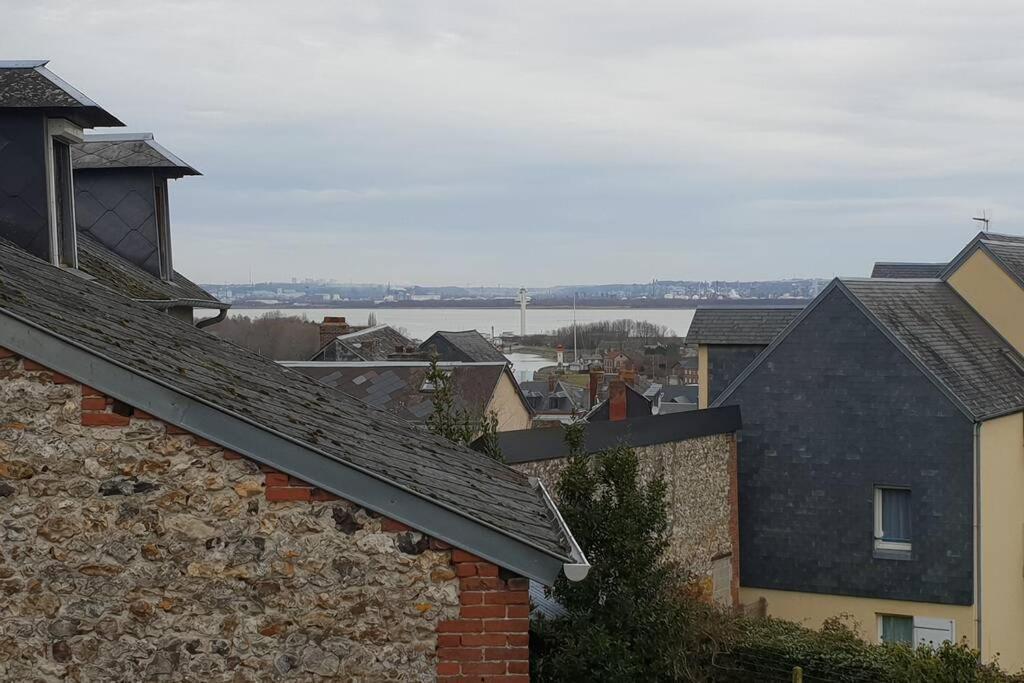 Le Longchamp Apartment Honfleur Bagian luar foto